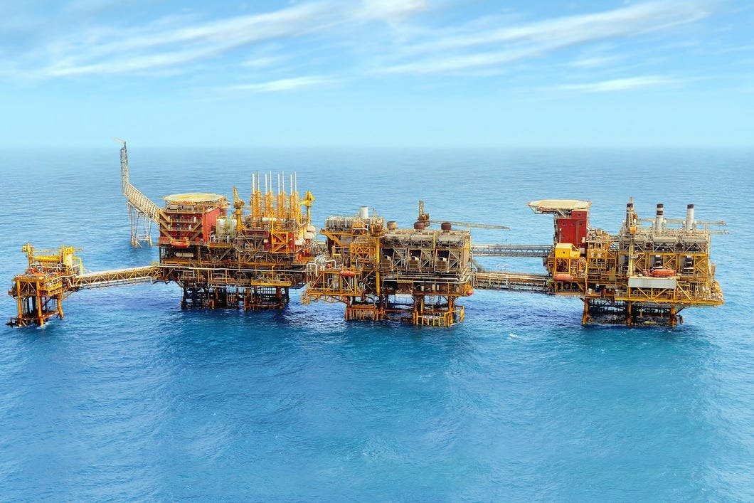 ONGC ने Western Offshore Fields के उत्पादन बढ़ाने के लिए BP को चुना, तेल-गैस उत्पादन में बड़ा उछाल संभव